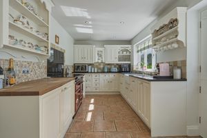 Photo 16- click for photo gallery